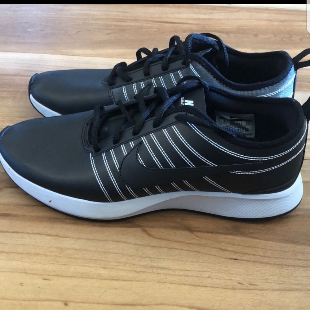 NIKE DUALTONE shoes. - Picture 15 of 16